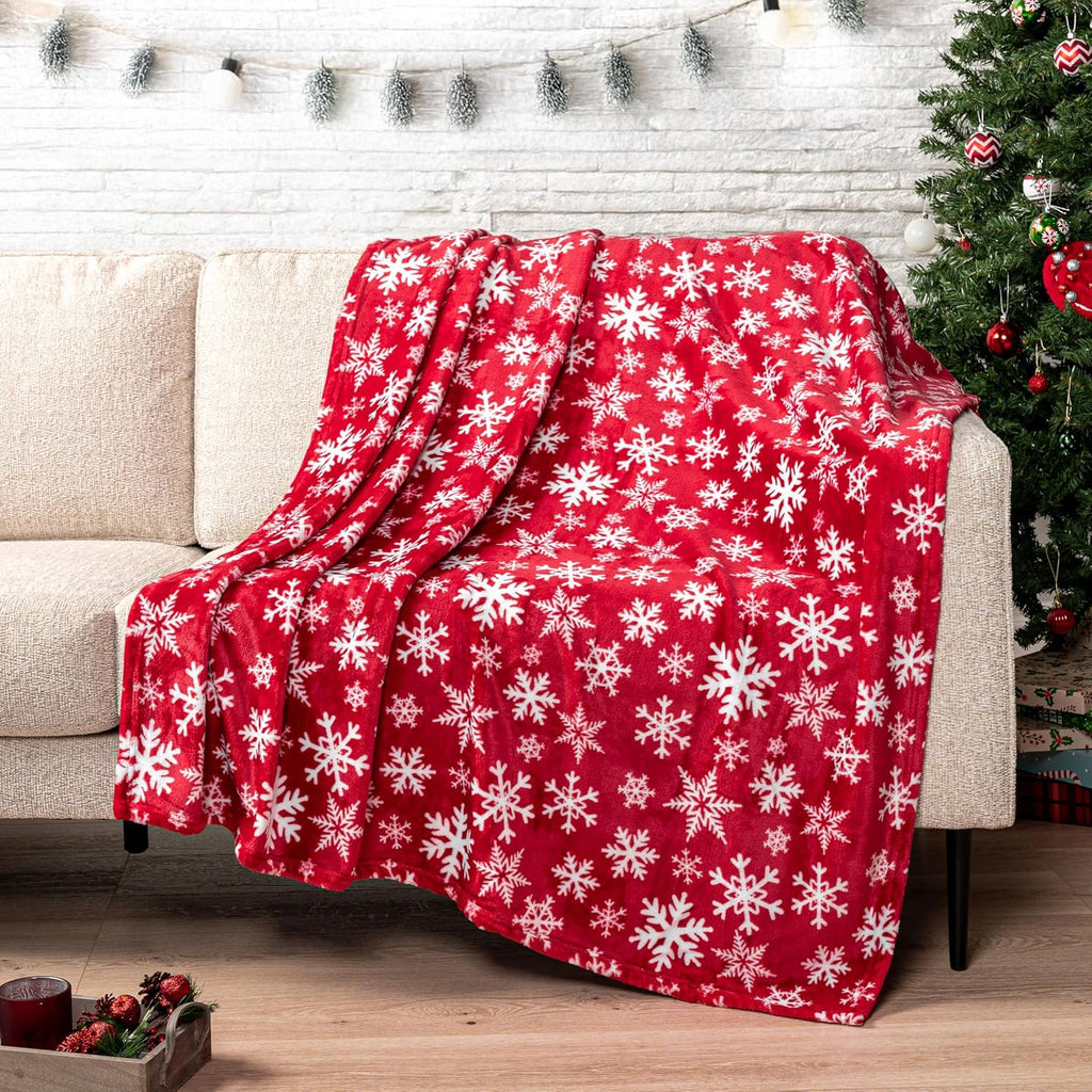 Cozy Red Snowflake Christmas Throw Blanket - Soft, Plush Fleece for Warm Winter Nights (50x60)