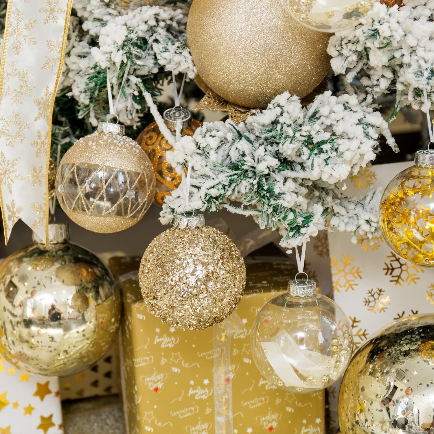 Elevate Your Holiday Spirit with Our Elegant Champagne Gold Christmas Ball Ornaments Set - 6 Large Shatterproof Decorations for a Stunning Tree Display (100mm/4")